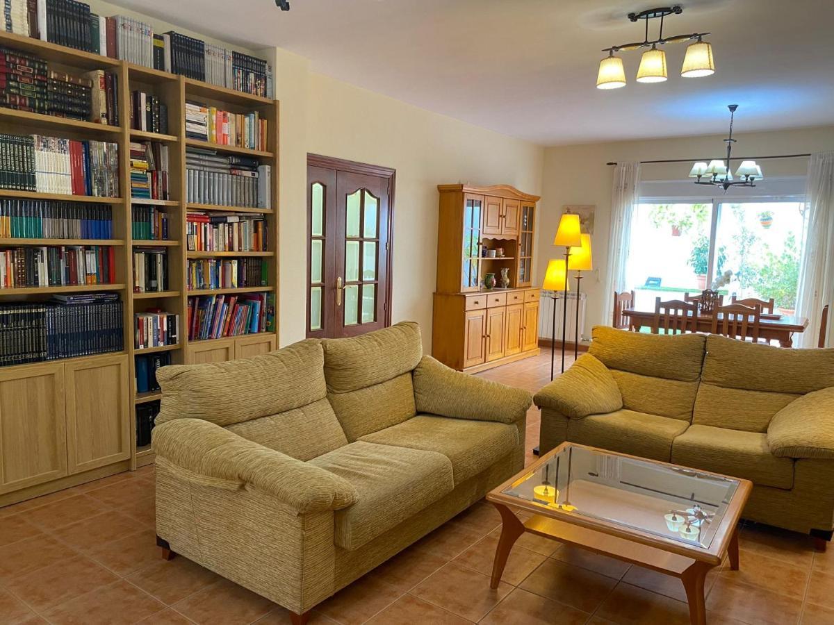 Вилла Casa Rural Con Chimenea, Barbacoa, Terraza Y Solarium Illar Экстерьер фото
